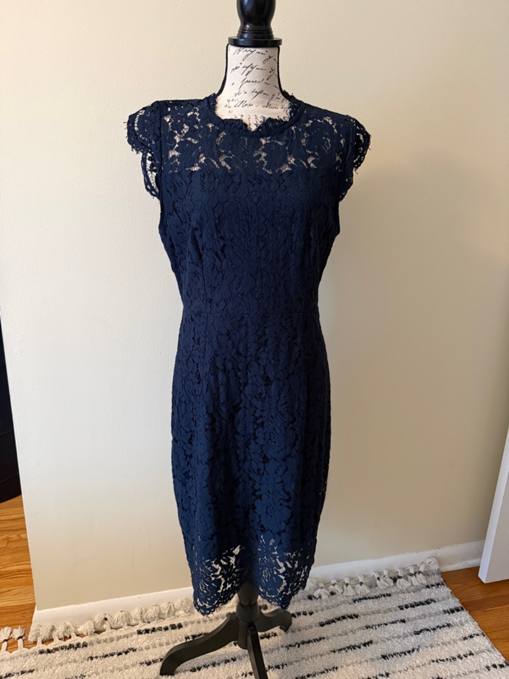 Navy Lace Cap-Sleeve Midi Dress